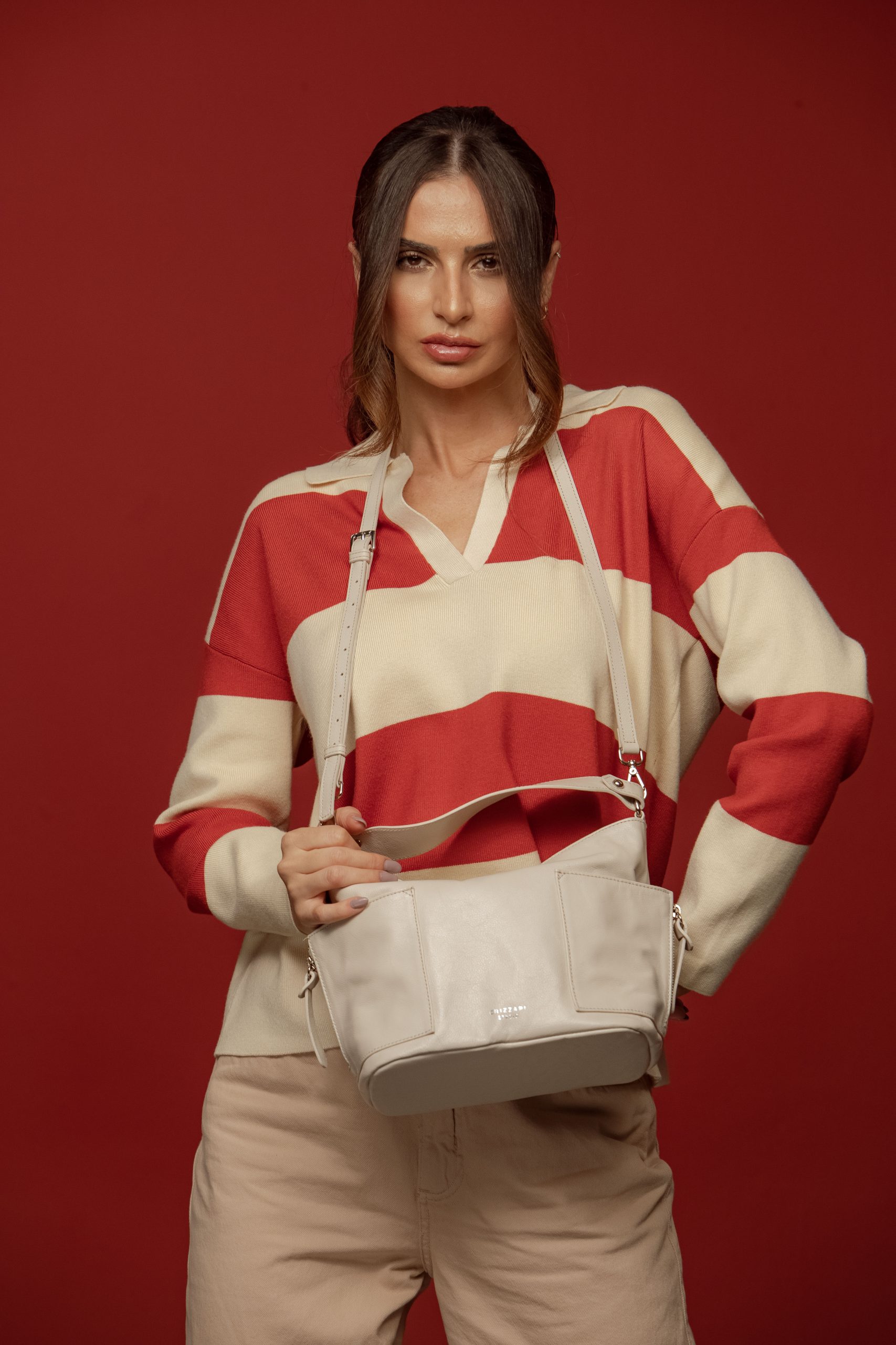bolsa-tiracolo-cr-928-off-white-crizzapi